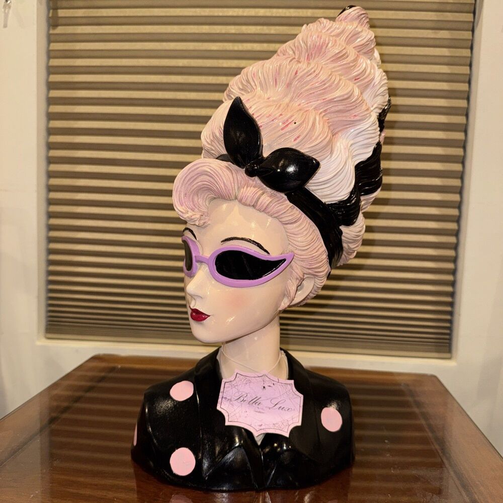 🔥 Brand New Viral Bella Lux Bride of Frankenstein 🔥 Pink Beehive & Sunglasses